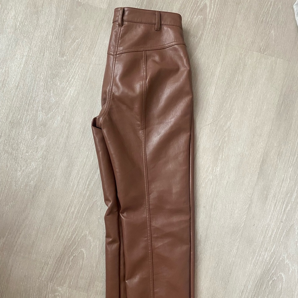 Aritzia Wilfred pants